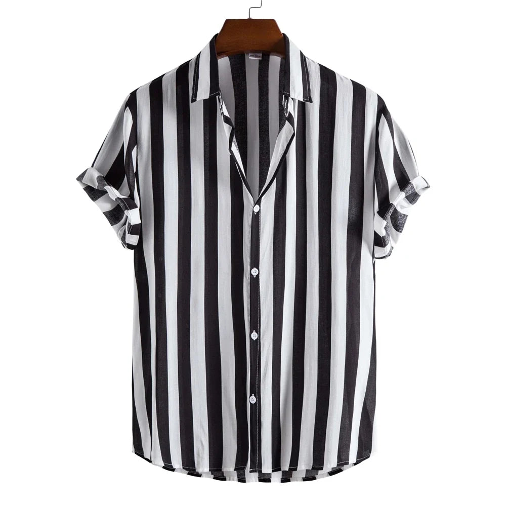 Camisa de verão às riscas de manga curta