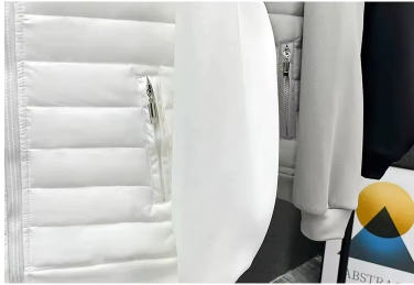Casaco acolchoado elegante em algodão