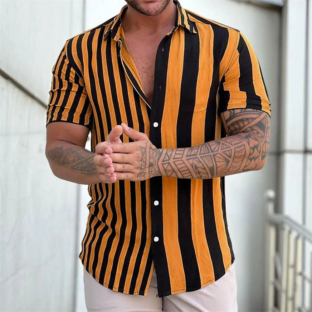 Camisa de verão às riscas de manga curta