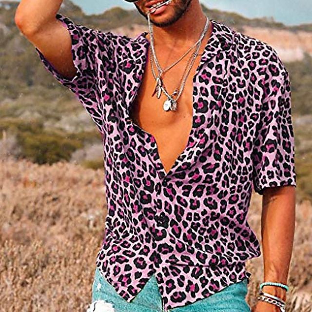 Camisa com padrão de leopardo